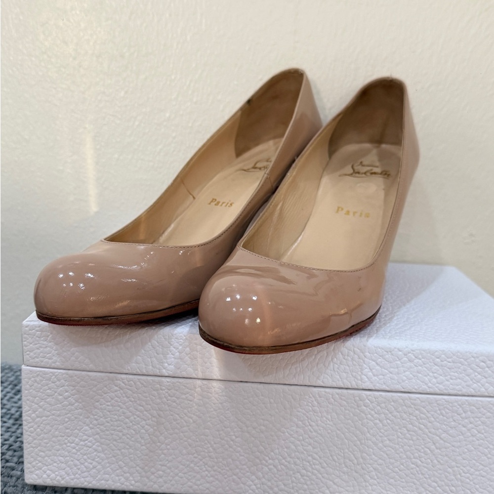 Christian Louboutin Tan Heels Patent Leather